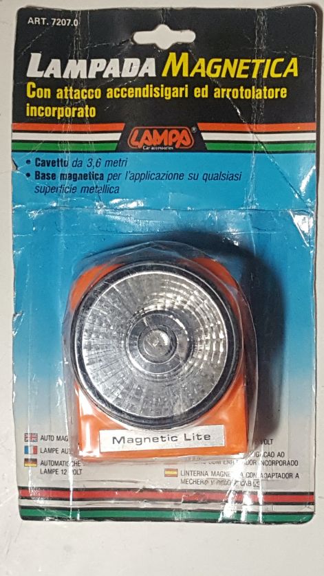 12_v_magneses_lampa1.jpg